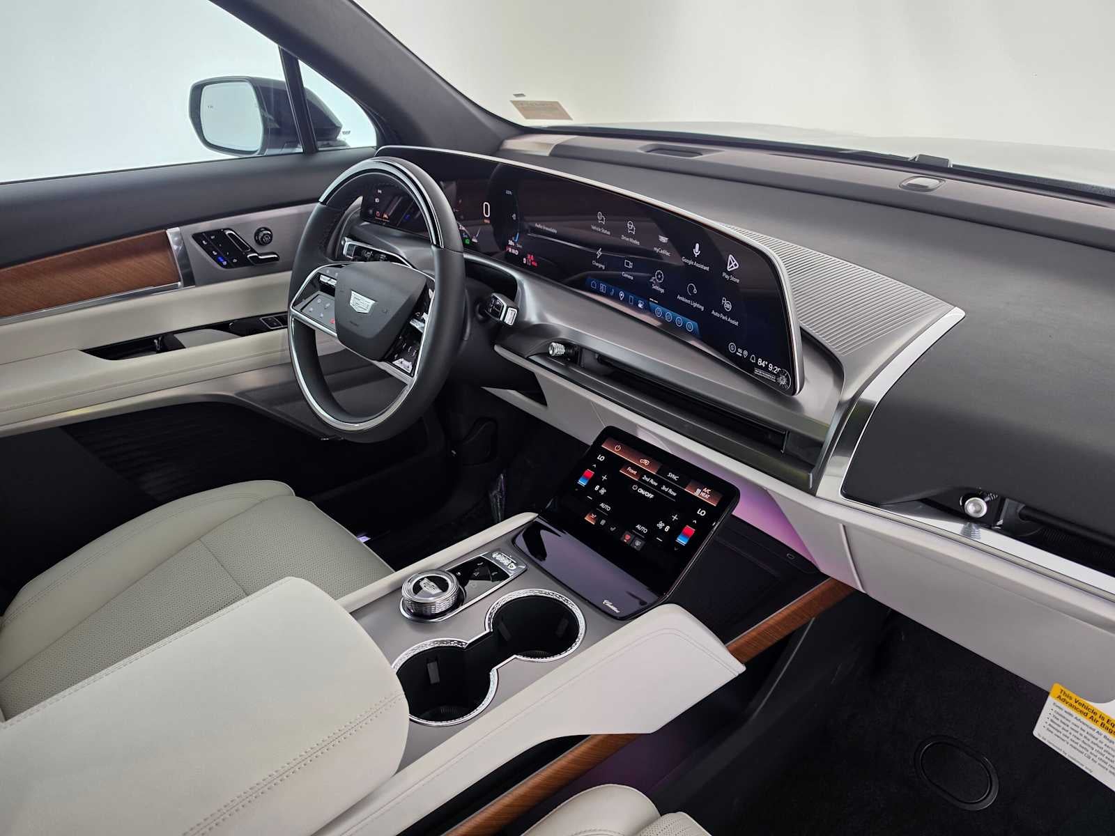 2027 Cadillac VISTIQ Sport