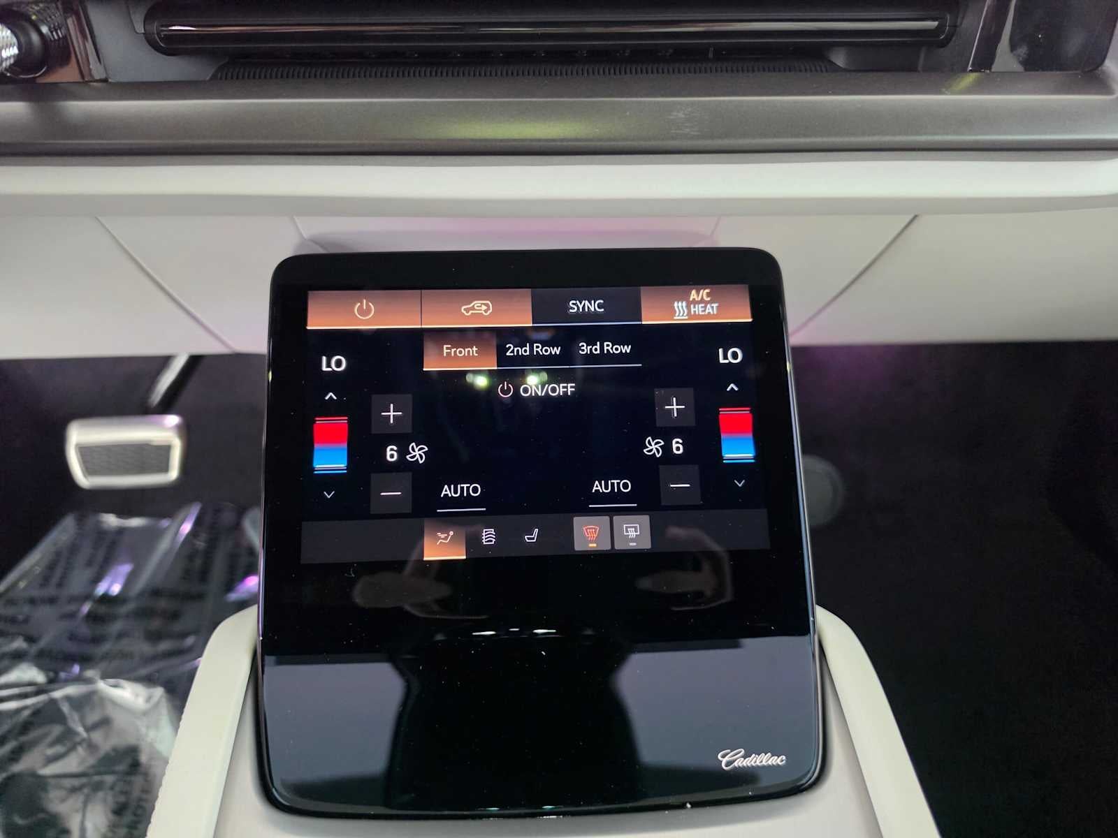 2027 Cadillac VISTIQ Sport