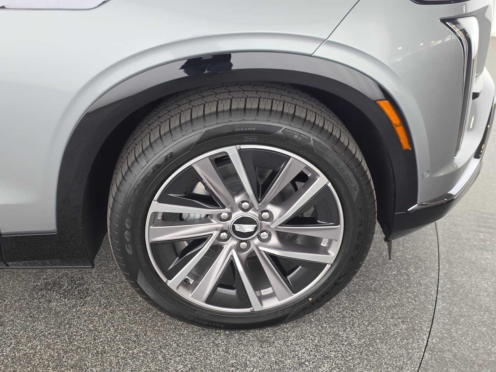 2027 Cadillac VISTIQ Sport