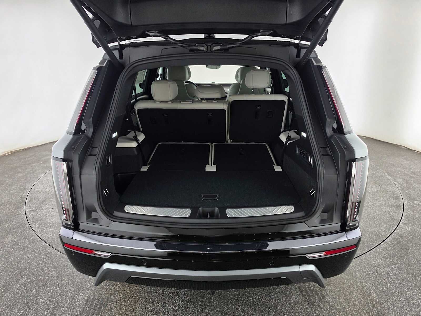 2027 Cadillac VISTIQ Sport