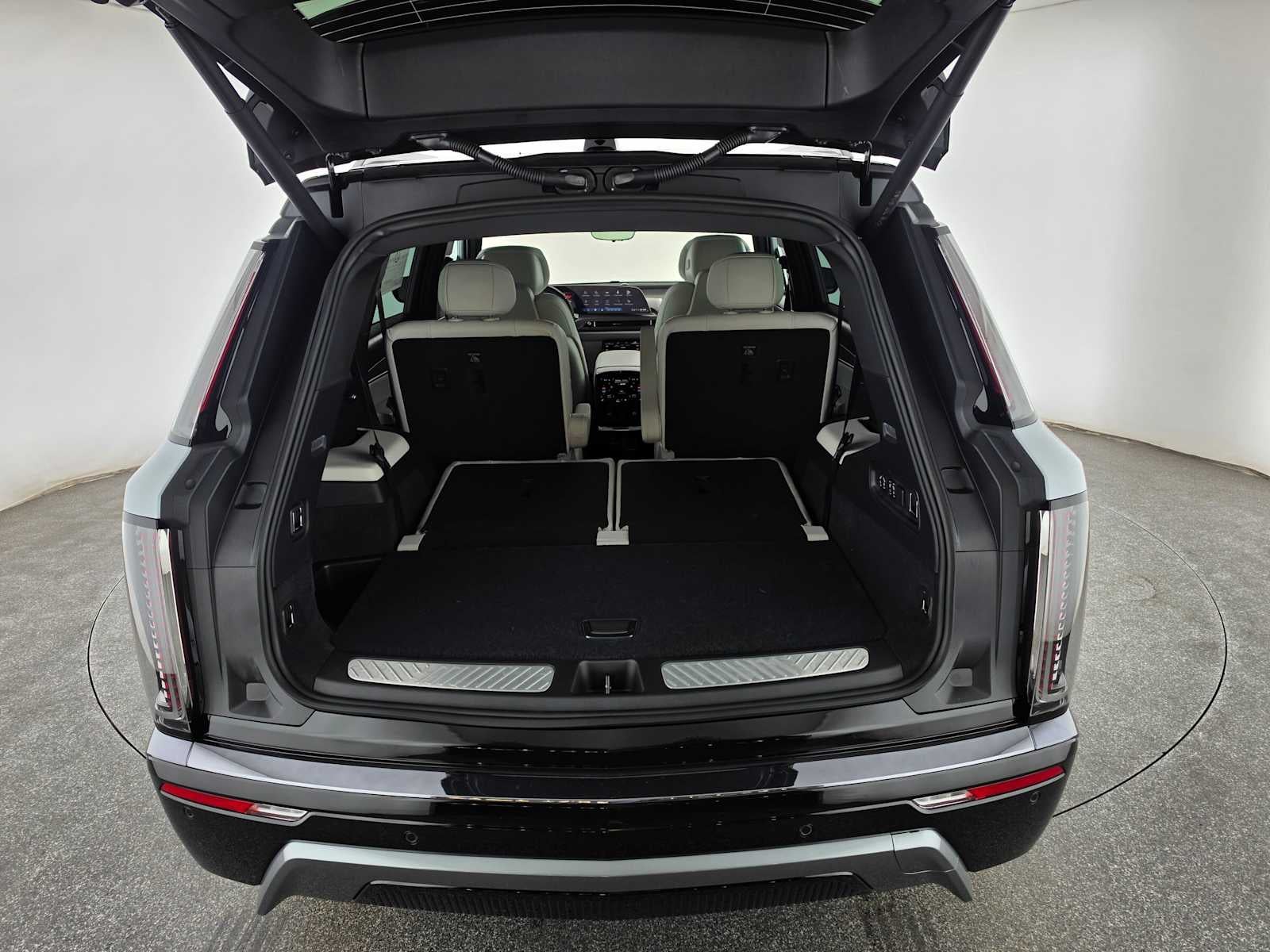 2027 Cadillac VISTIQ Sport
