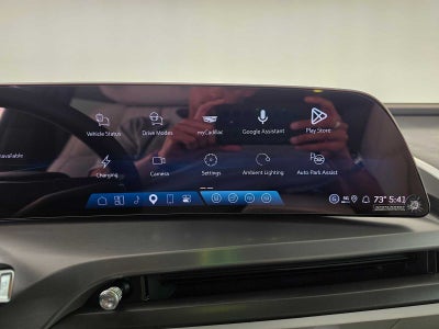 2027 Cadillac VISTIQ Sport