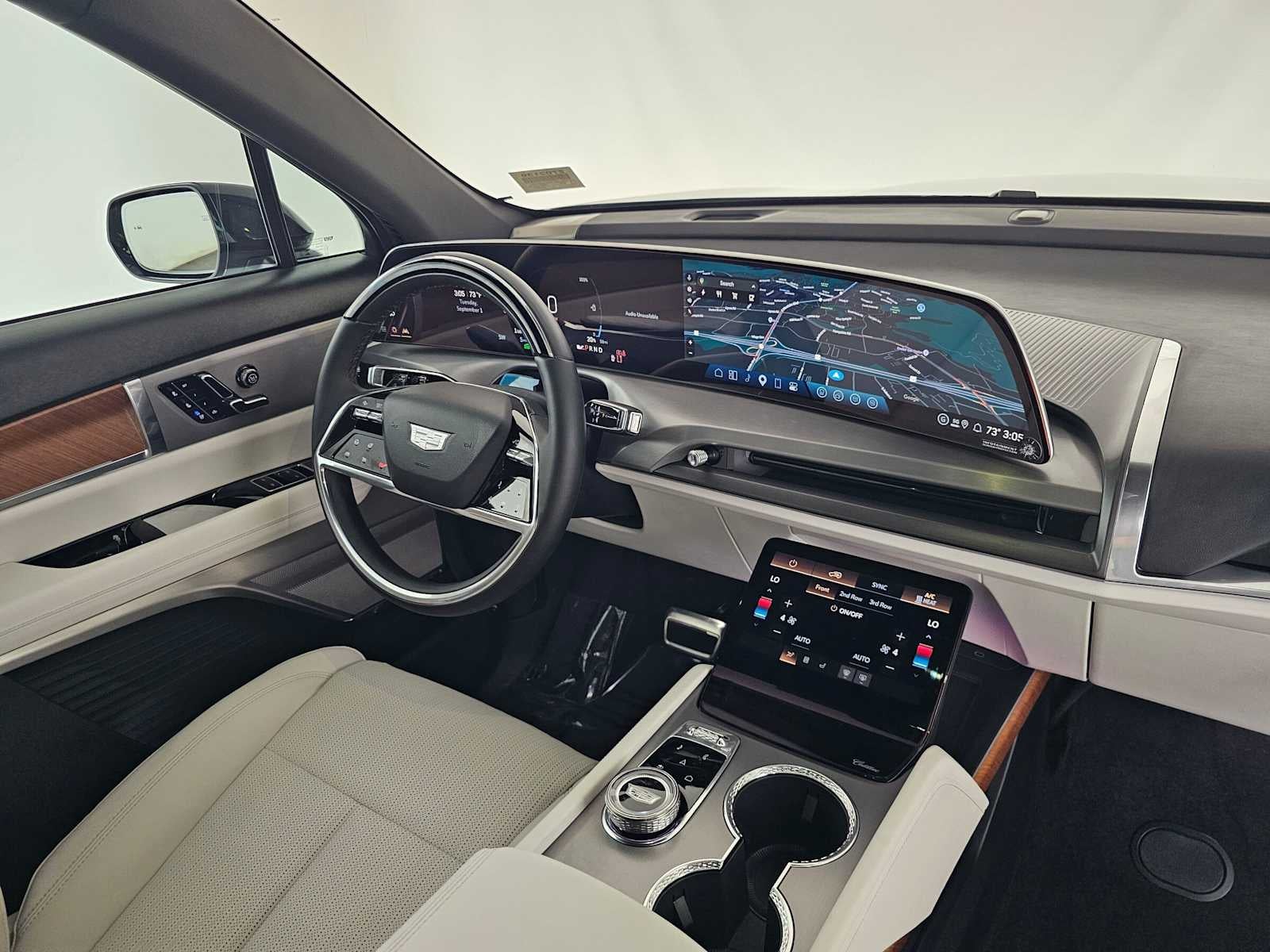 2027 Cadillac VISTIQ Sport