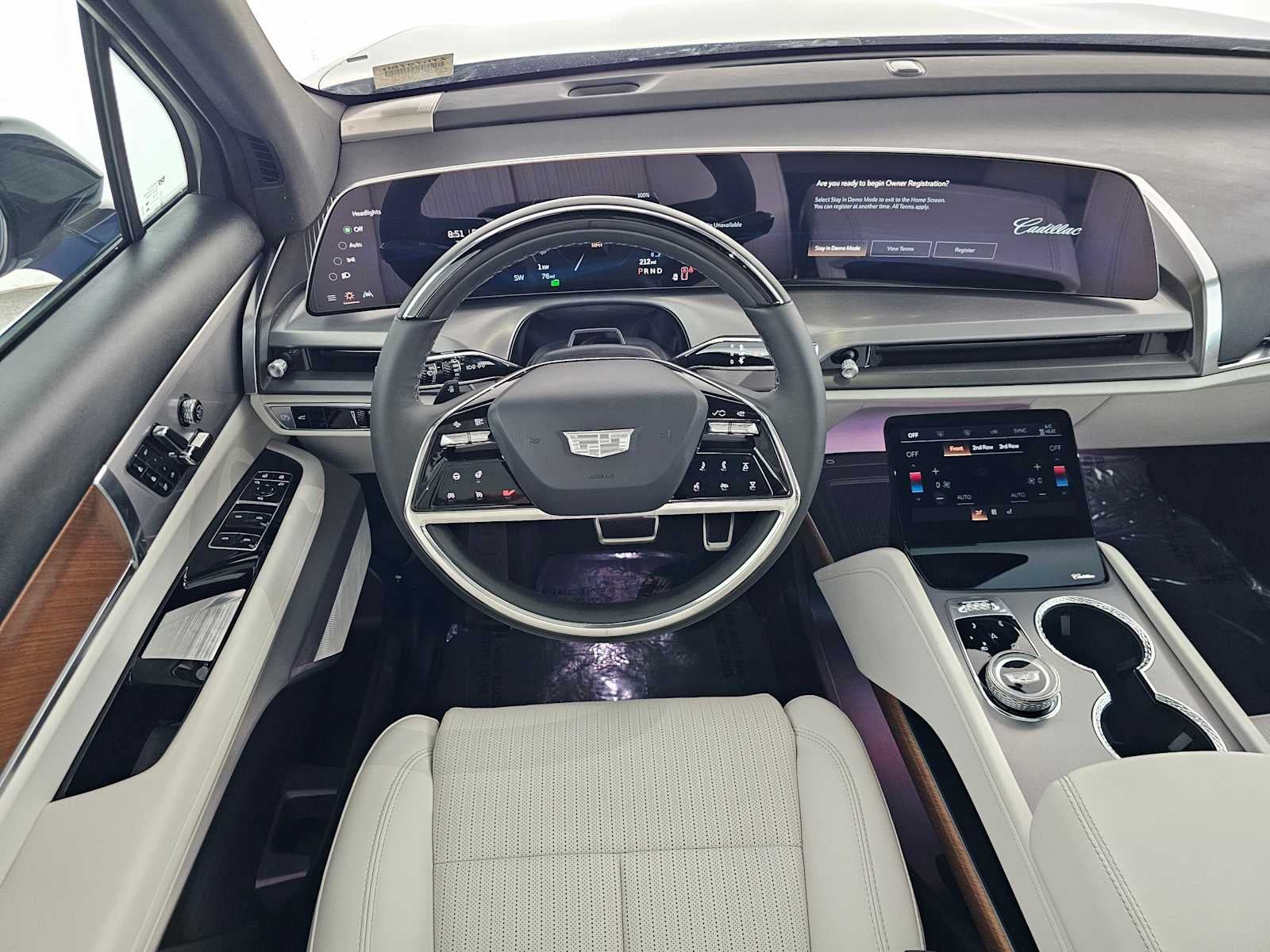 2026 Cadillac VISTIQ Sport