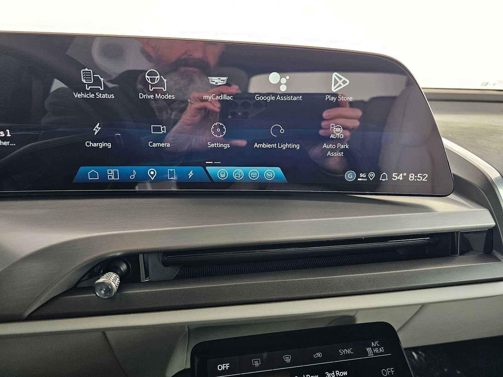 2026 Cadillac VISTIQ Sport