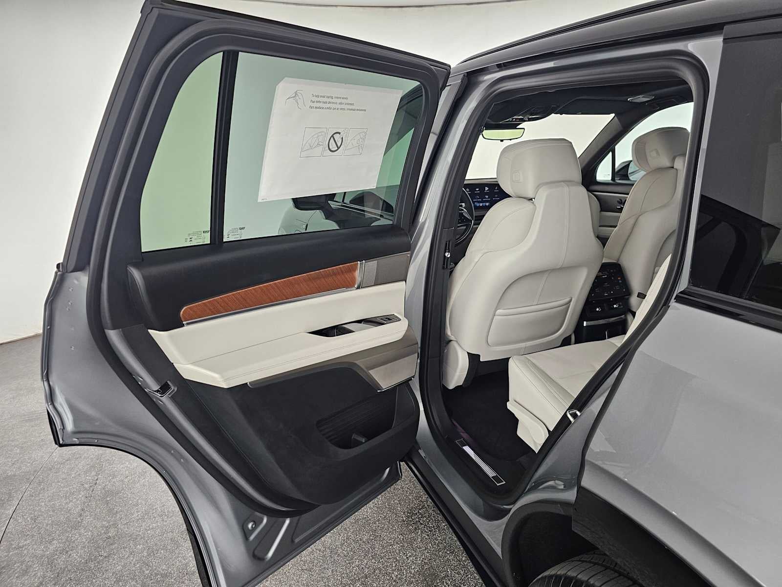 2027 Cadillac VISTIQ Sport