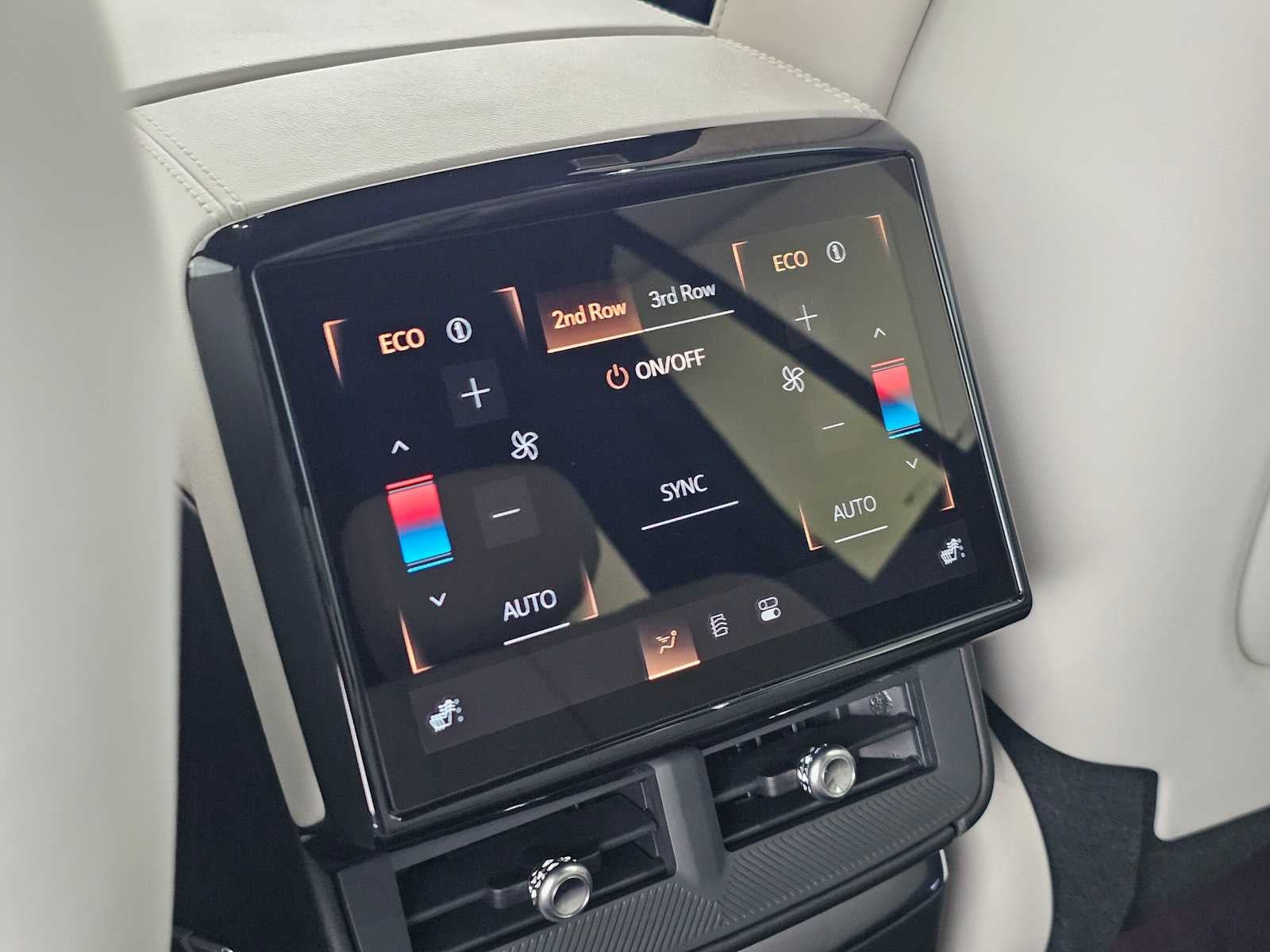 2027 Cadillac VISTIQ Sport