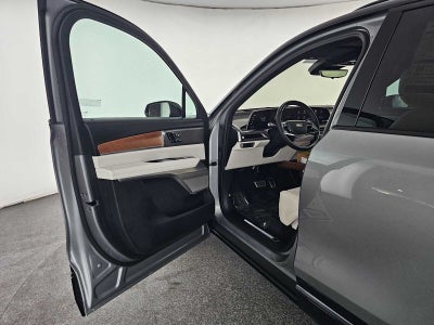 2027 Cadillac VISTIQ Sport