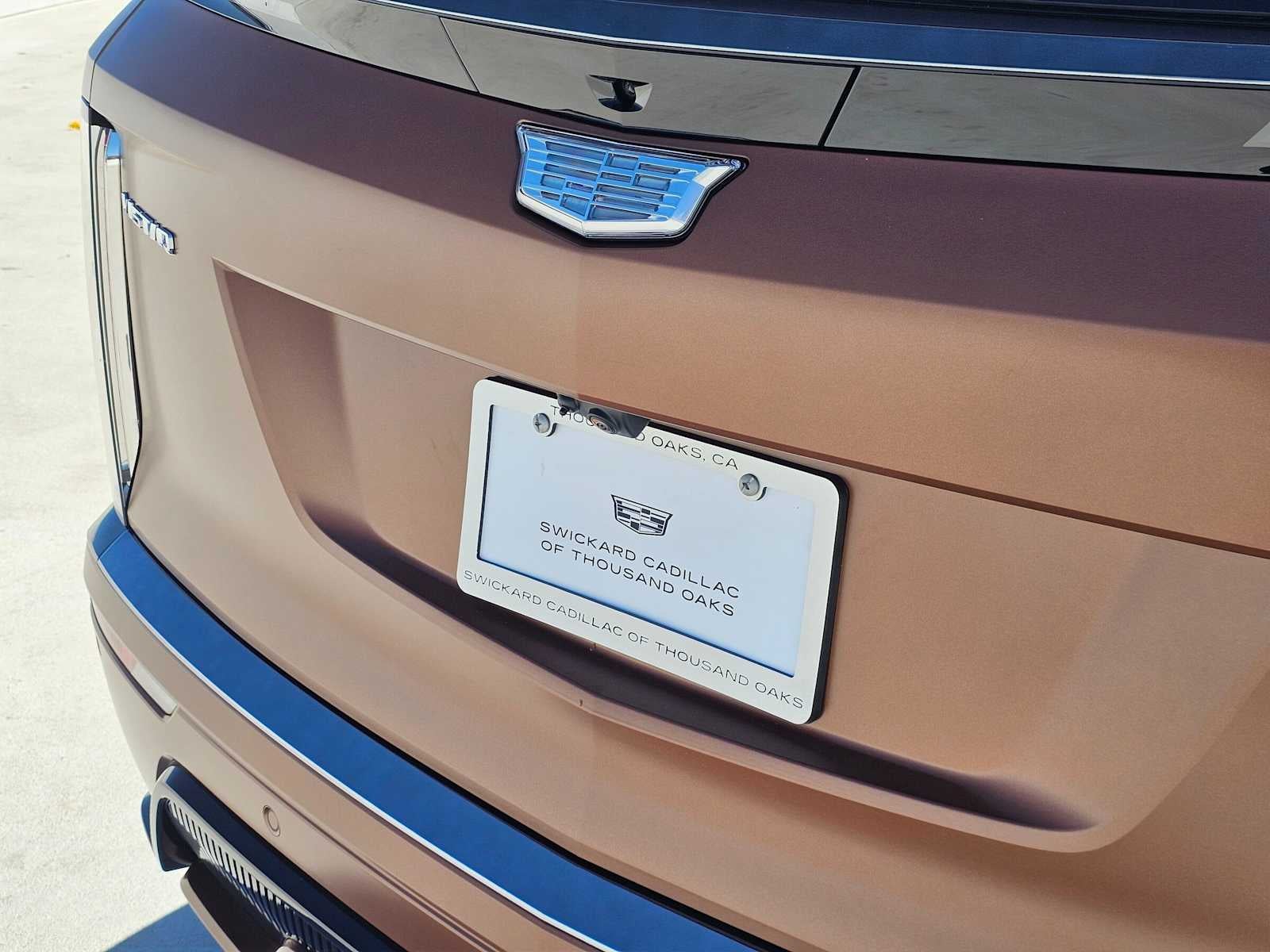 2027 Cadillac VISTIQ Platinum