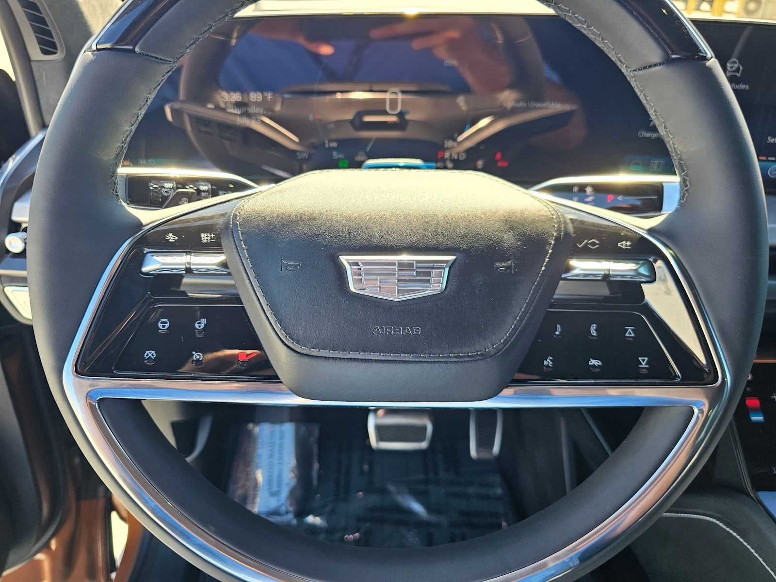 2027 Cadillac VISTIQ Platinum