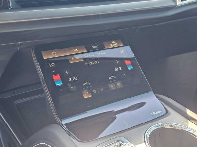 2027 Cadillac VISTIQ Platinum