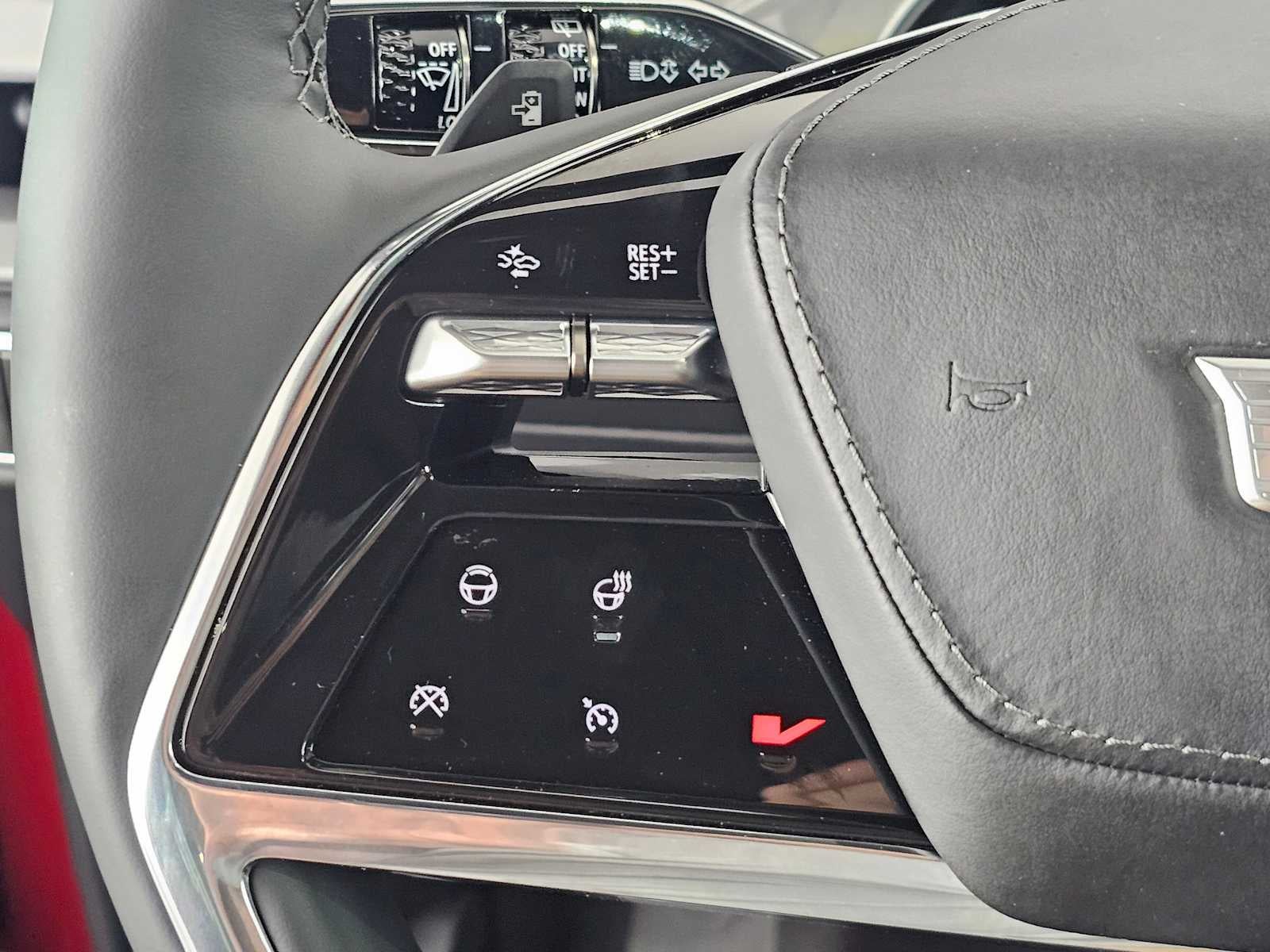 2026 Cadillac VISTIQ Platinum