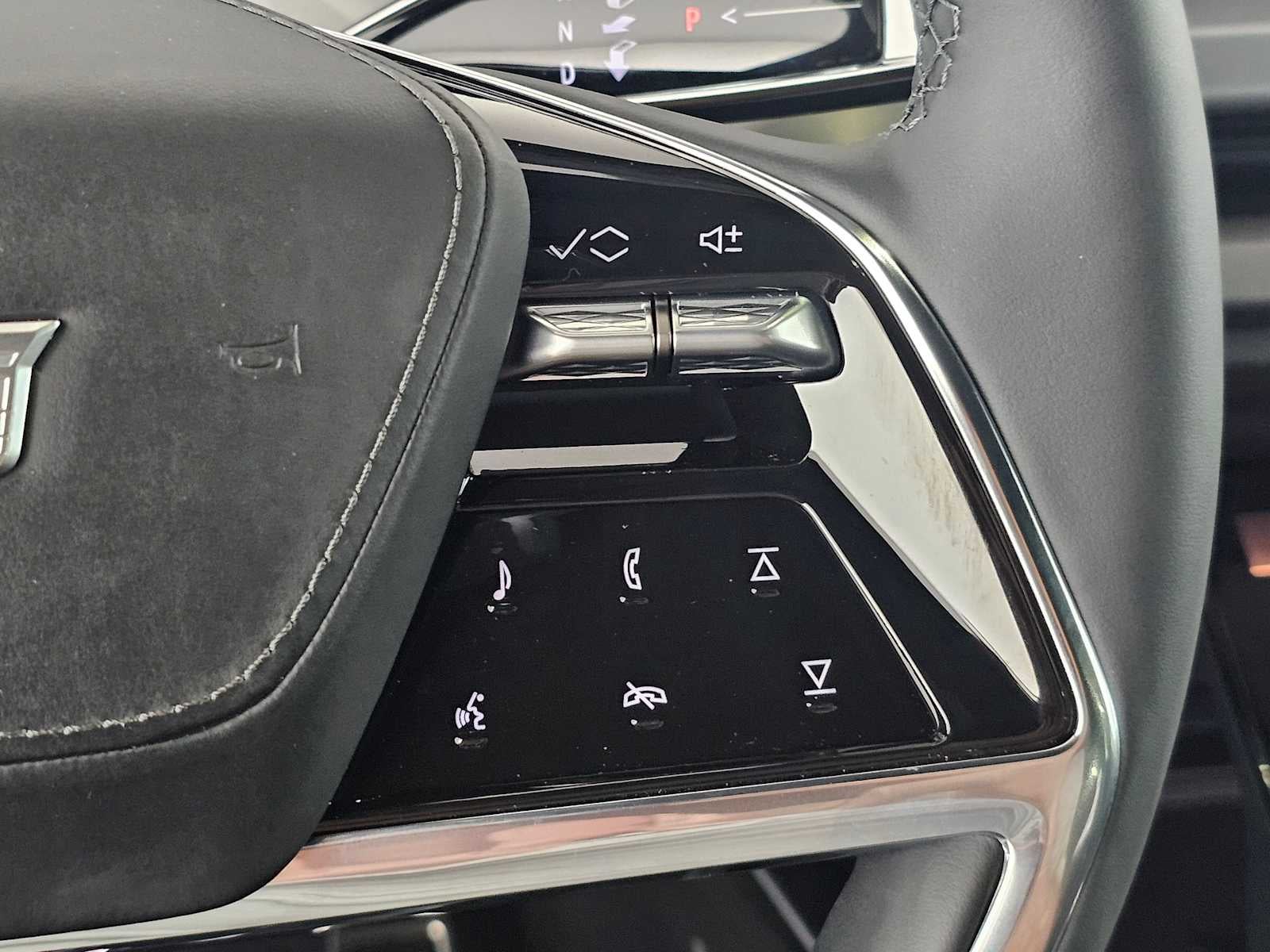 2026 Cadillac VISTIQ Platinum