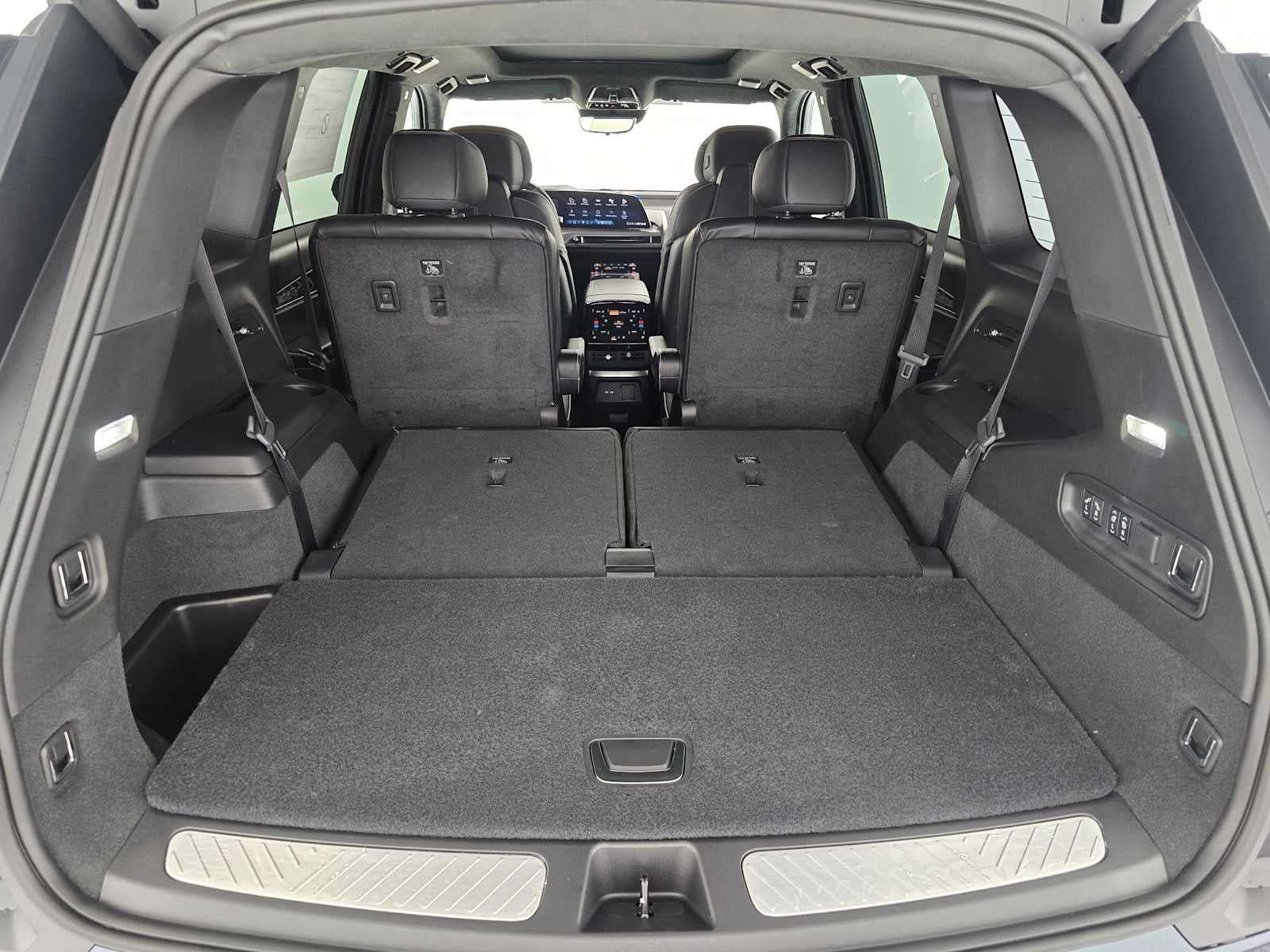 2026 Cadillac VISTIQ Platinum