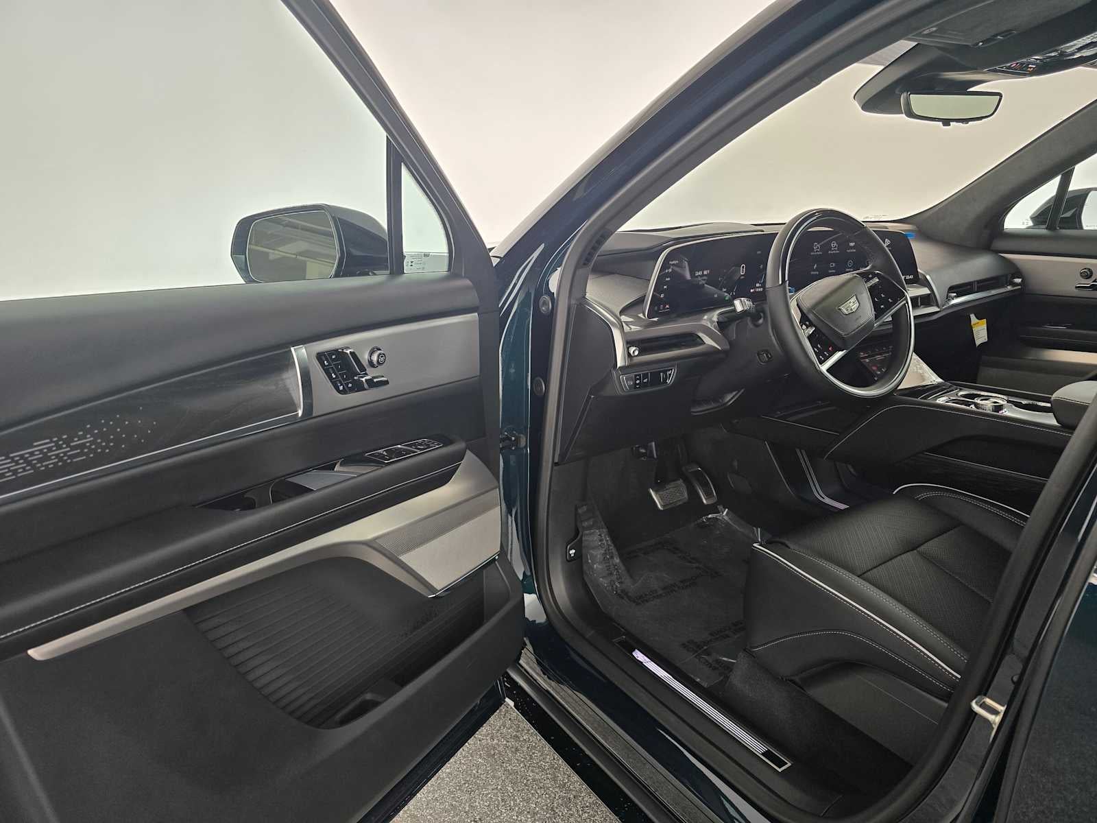 2026 Cadillac VISTIQ Platinum