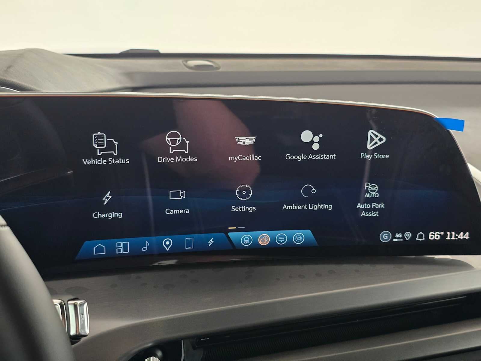 2026 Cadillac VISTIQ Platinum