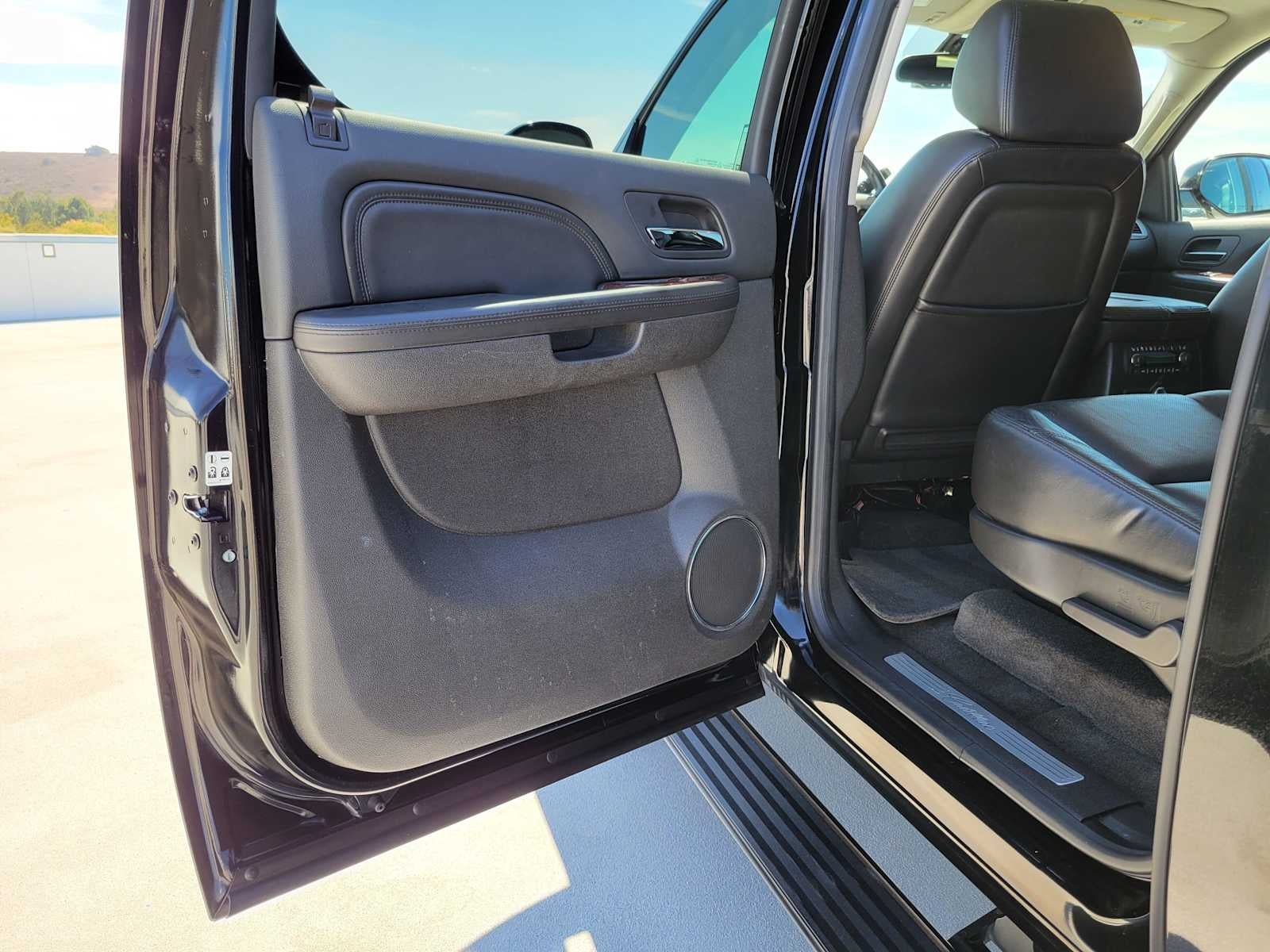 2009 Cadillac Escalade ESV 4DR SUV 2WD