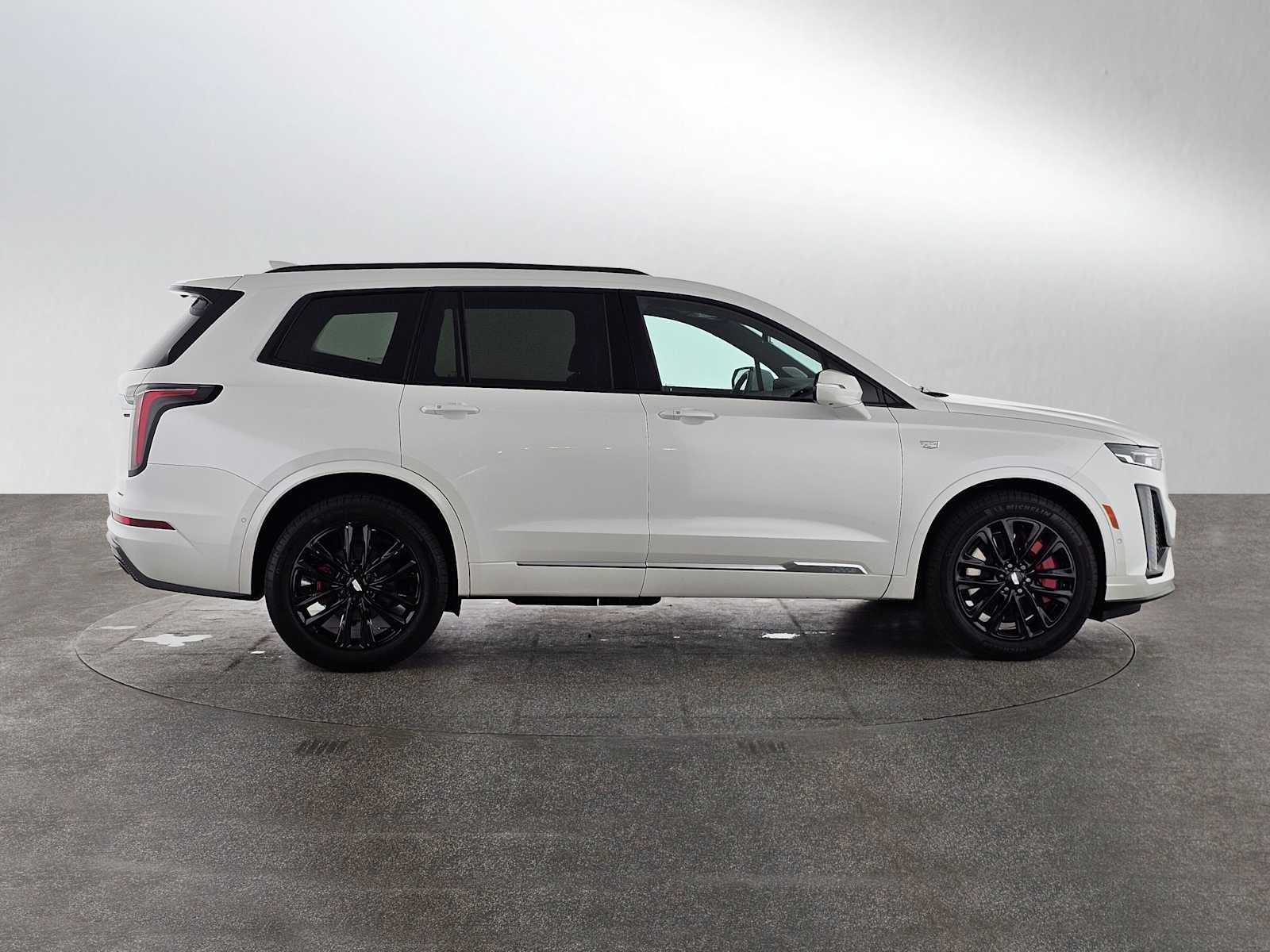 2025 Cadillac XT6 Sport