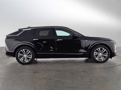 2025 Cadillac LYRIQ Luxury 1
