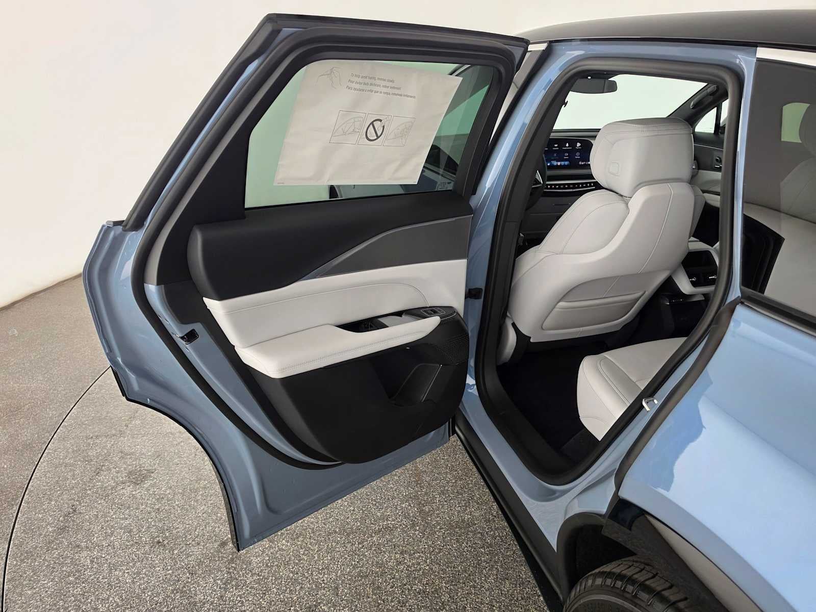 2027 Cadillac LYRIQ Luxury