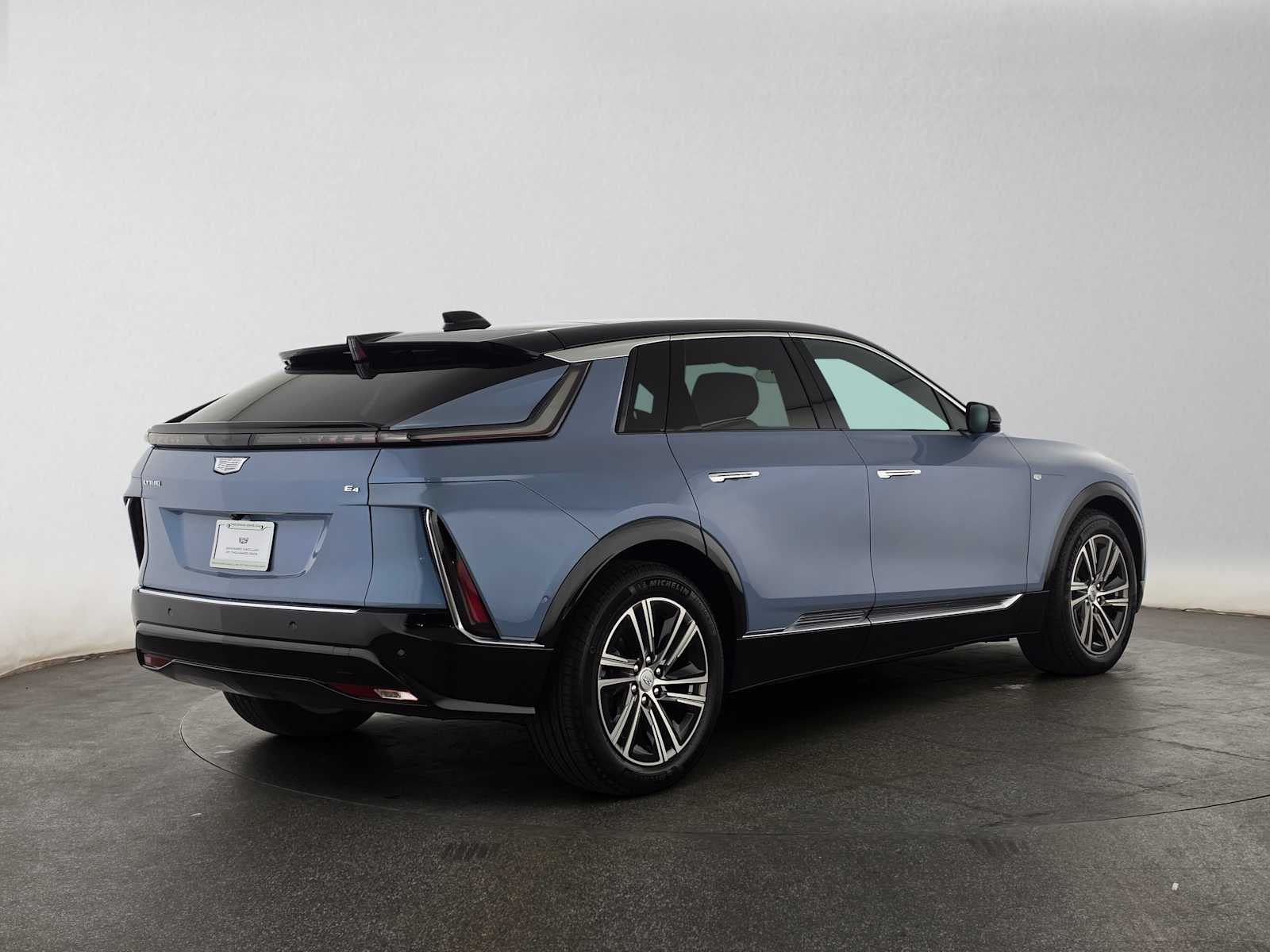 2027 Cadillac LYRIQ Luxury