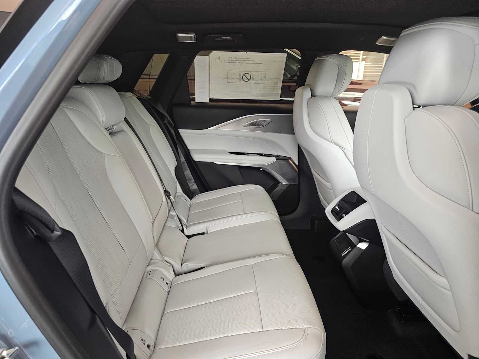 2027 Cadillac LYRIQ Premium Luxury