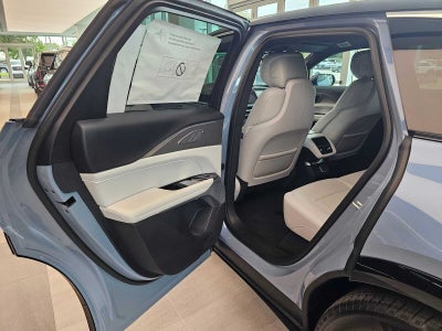 2027 Cadillac LYRIQ Premium Luxury