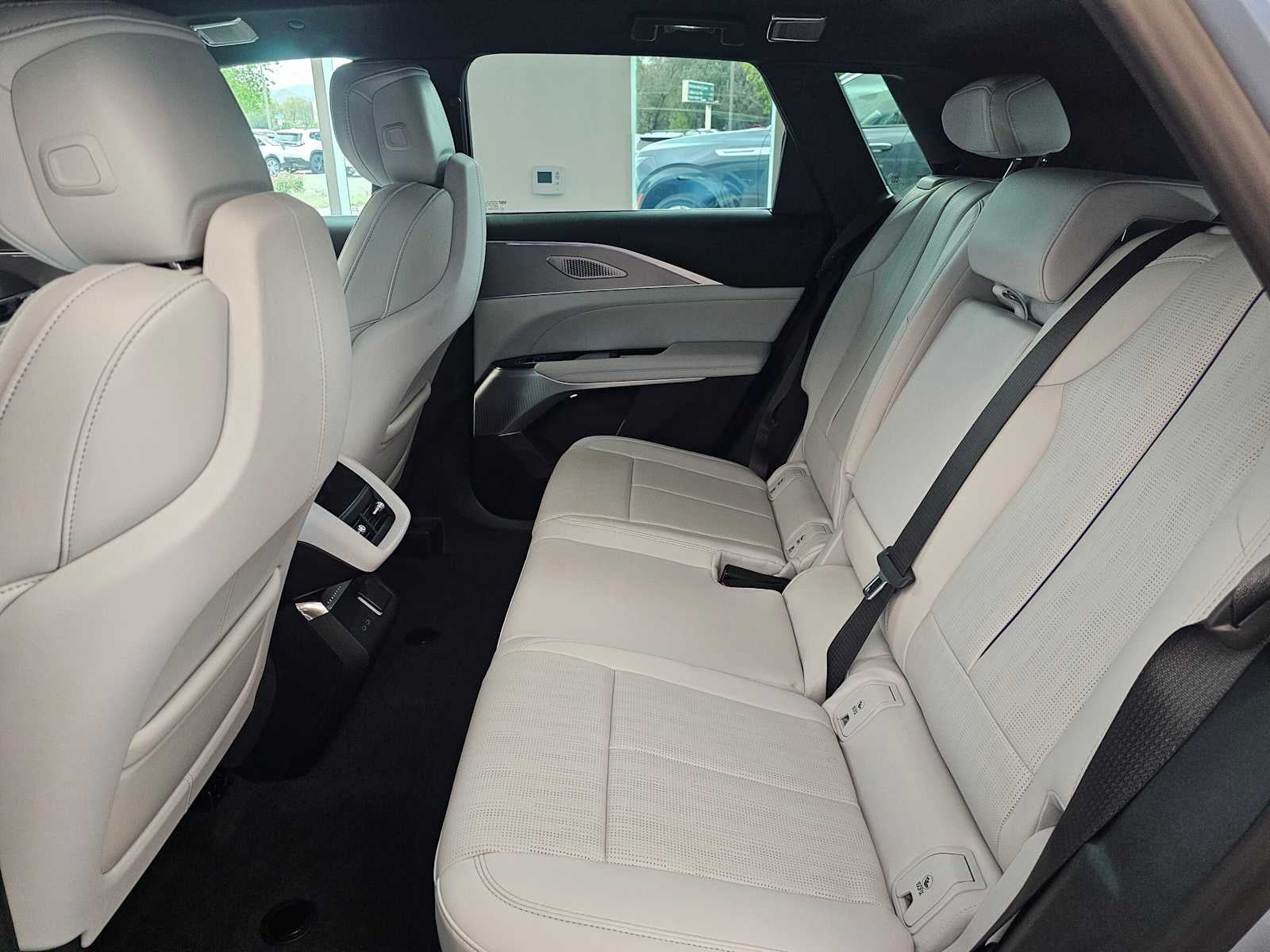 2027 Cadillac LYRIQ Premium Luxury