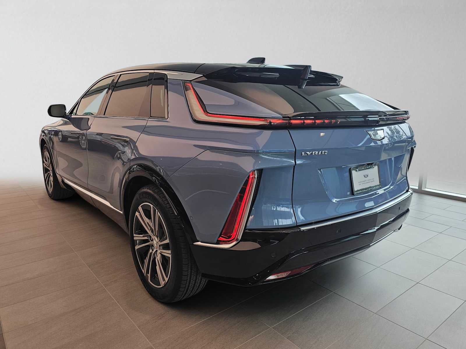 2027 Cadillac LYRIQ Premium Luxury