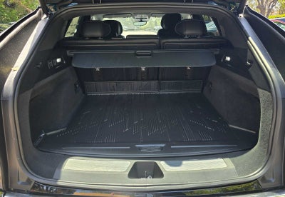 2025 Cadillac LYRIQ Luxury 3