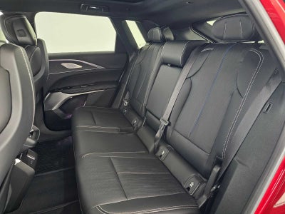 2025 Cadillac LYRIQ Luxury 3