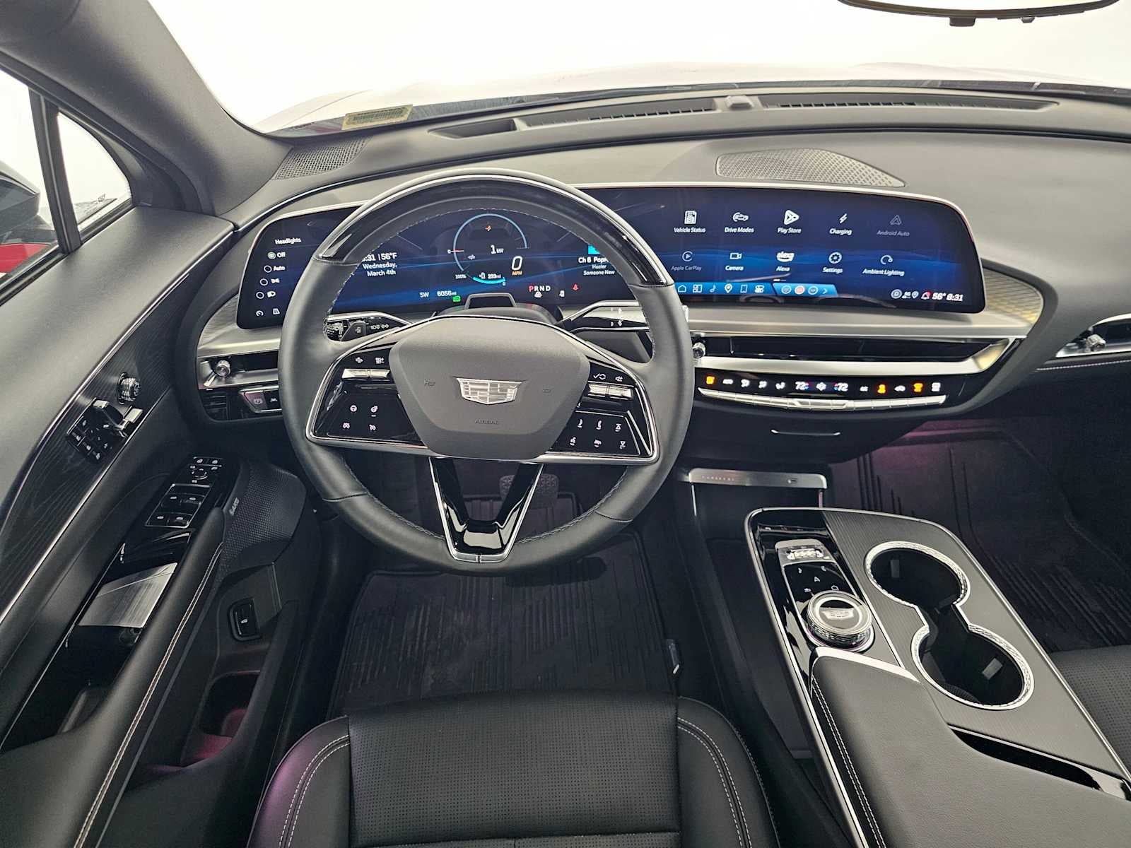 2025 Cadillac LYRIQ Luxury 3