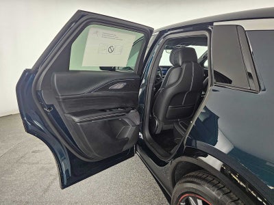 2025 Cadillac LYRIQ Luxury 3