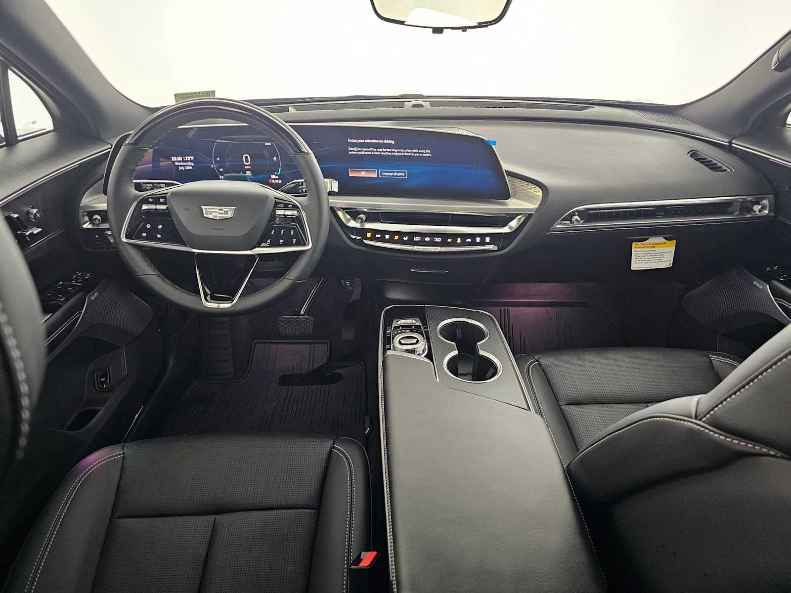 2025 Cadillac LYRIQ Luxury 3