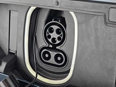 2025 Cadillac LYRIQ Luxury 3