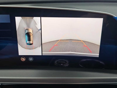 2025 Cadillac LYRIQ Luxury 3