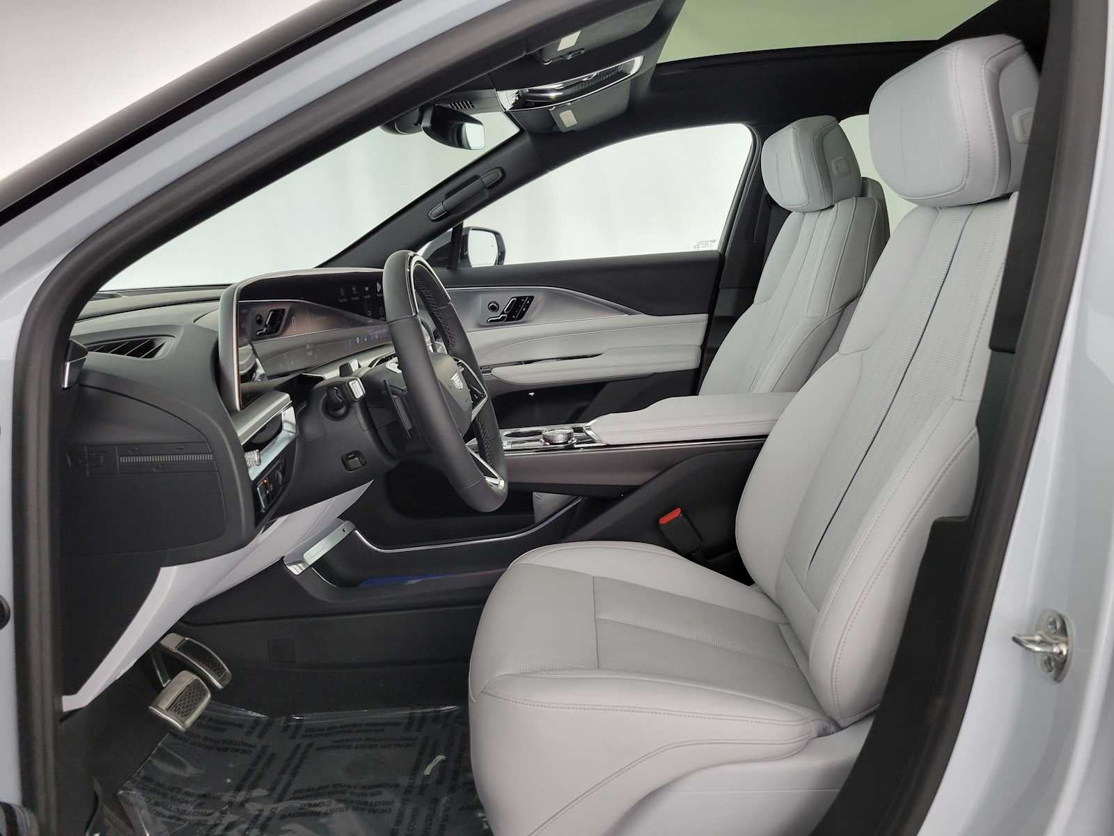 2027 Cadillac LYRIQ Sport