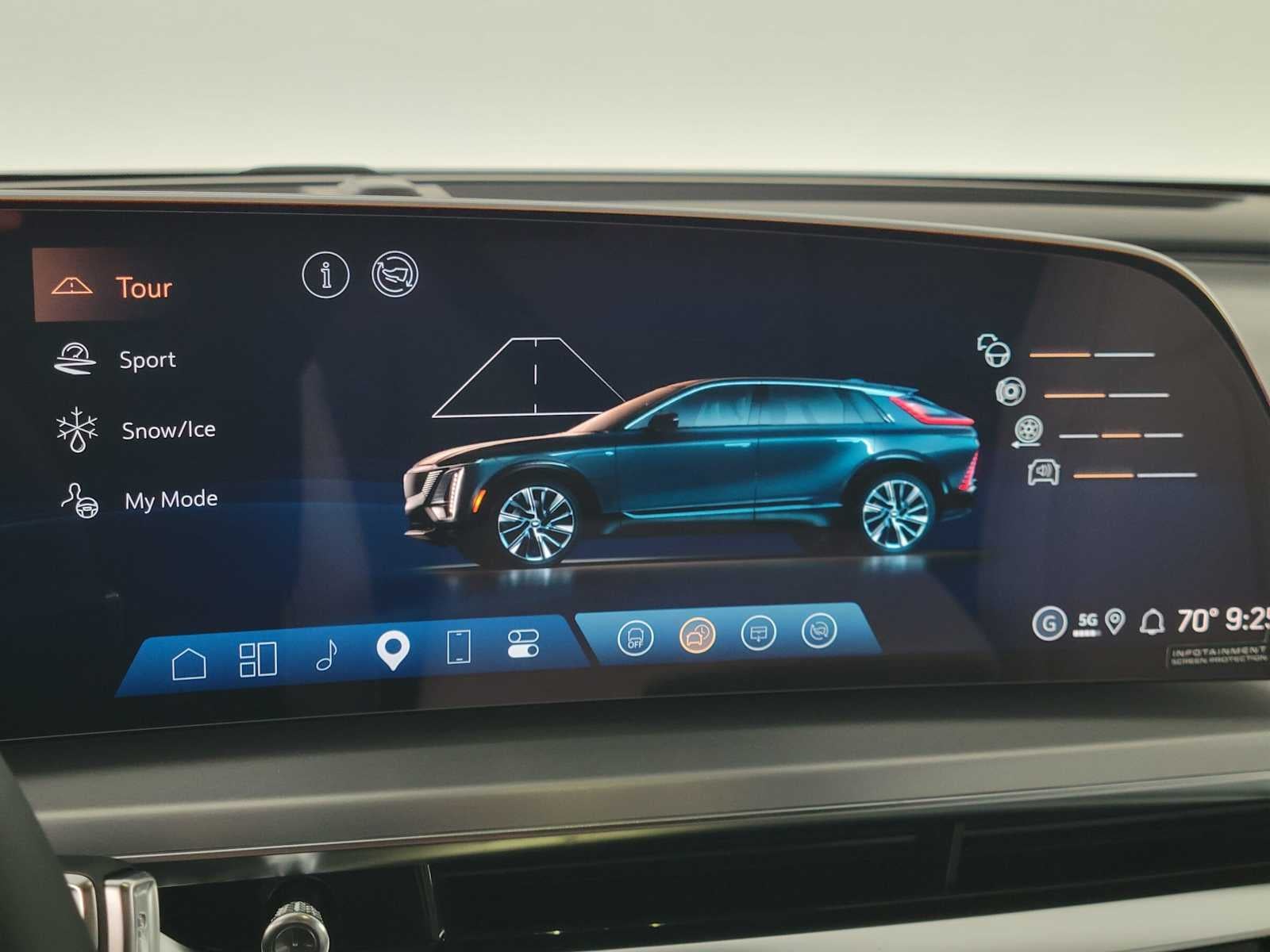 2027 Cadillac LYRIQ Sport