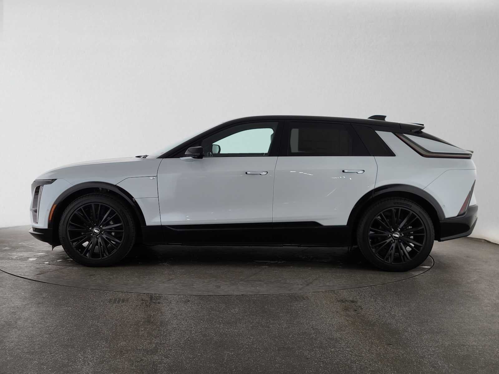 2027 Cadillac LYRIQ Sport