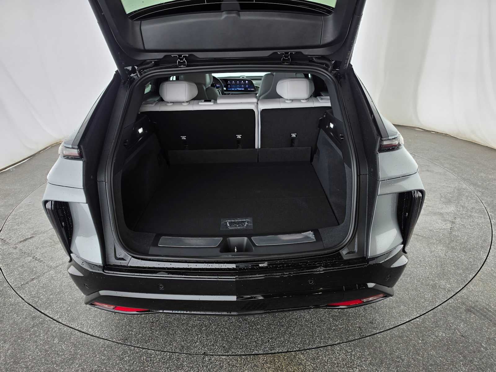 2027 Cadillac LYRIQ Sport