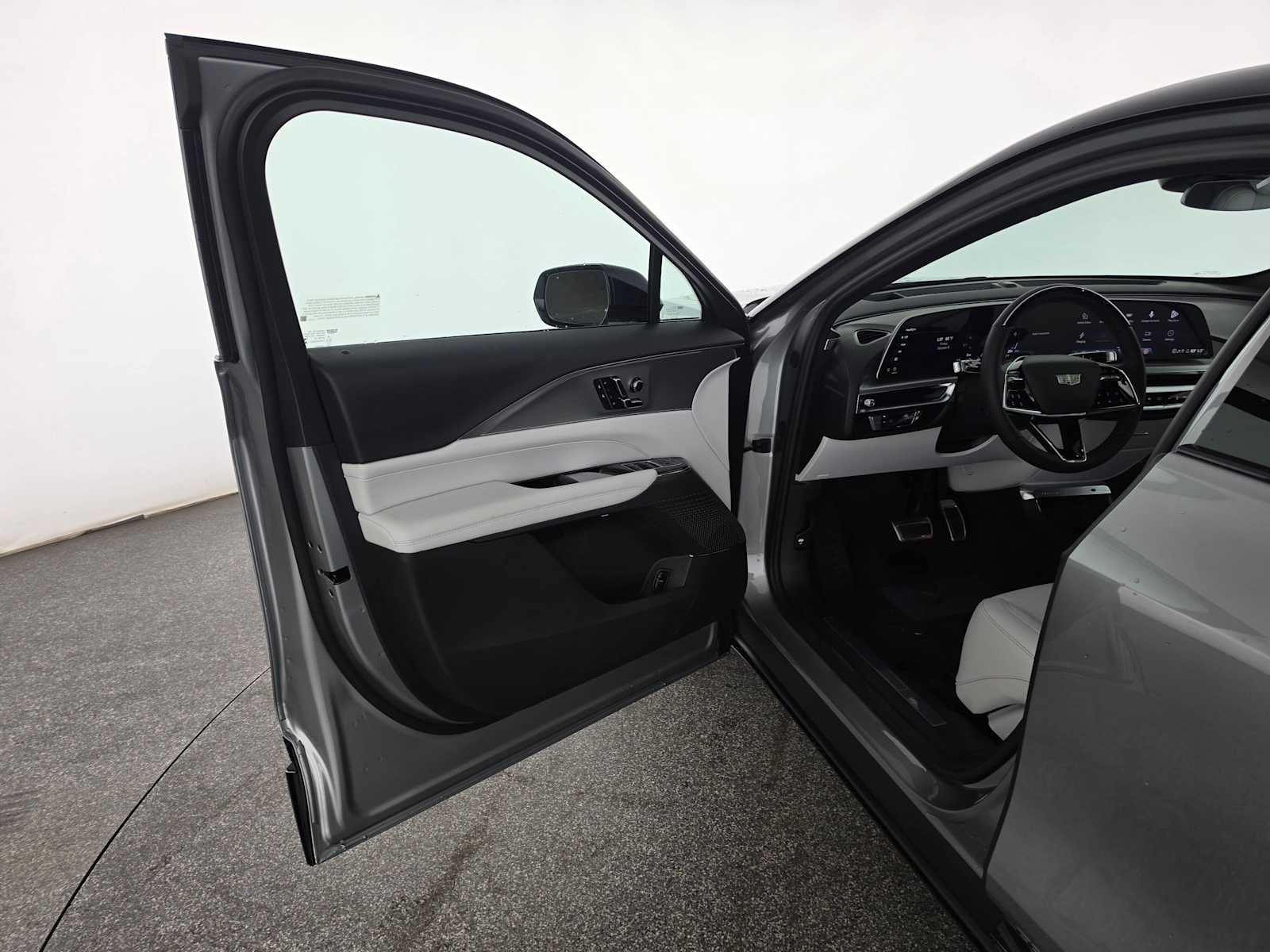 2027 Cadillac LYRIQ Sport