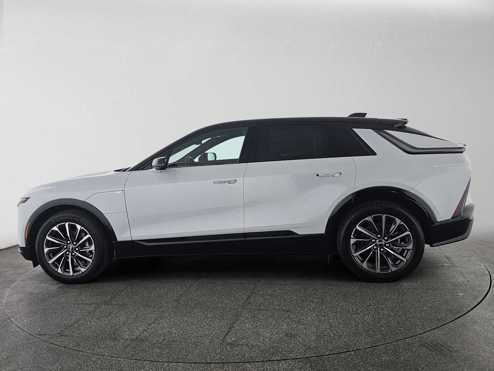 2027 Cadillac LYRIQ Sport