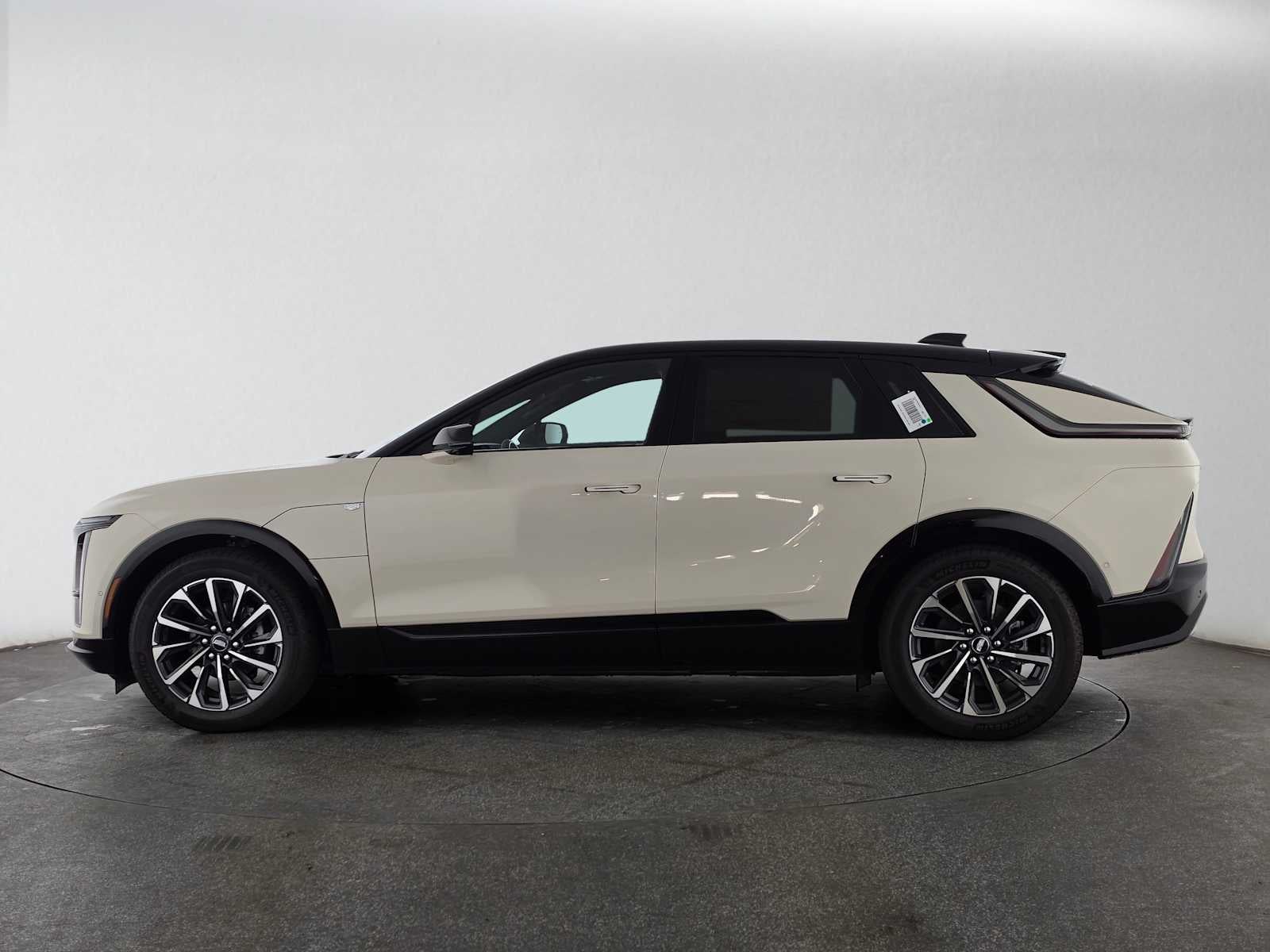 2027 Cadillac LYRIQ Sport