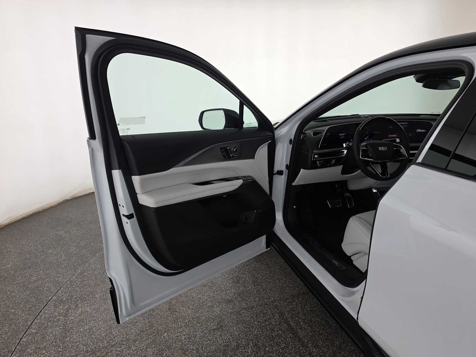 2027 Cadillac LYRIQ Sport