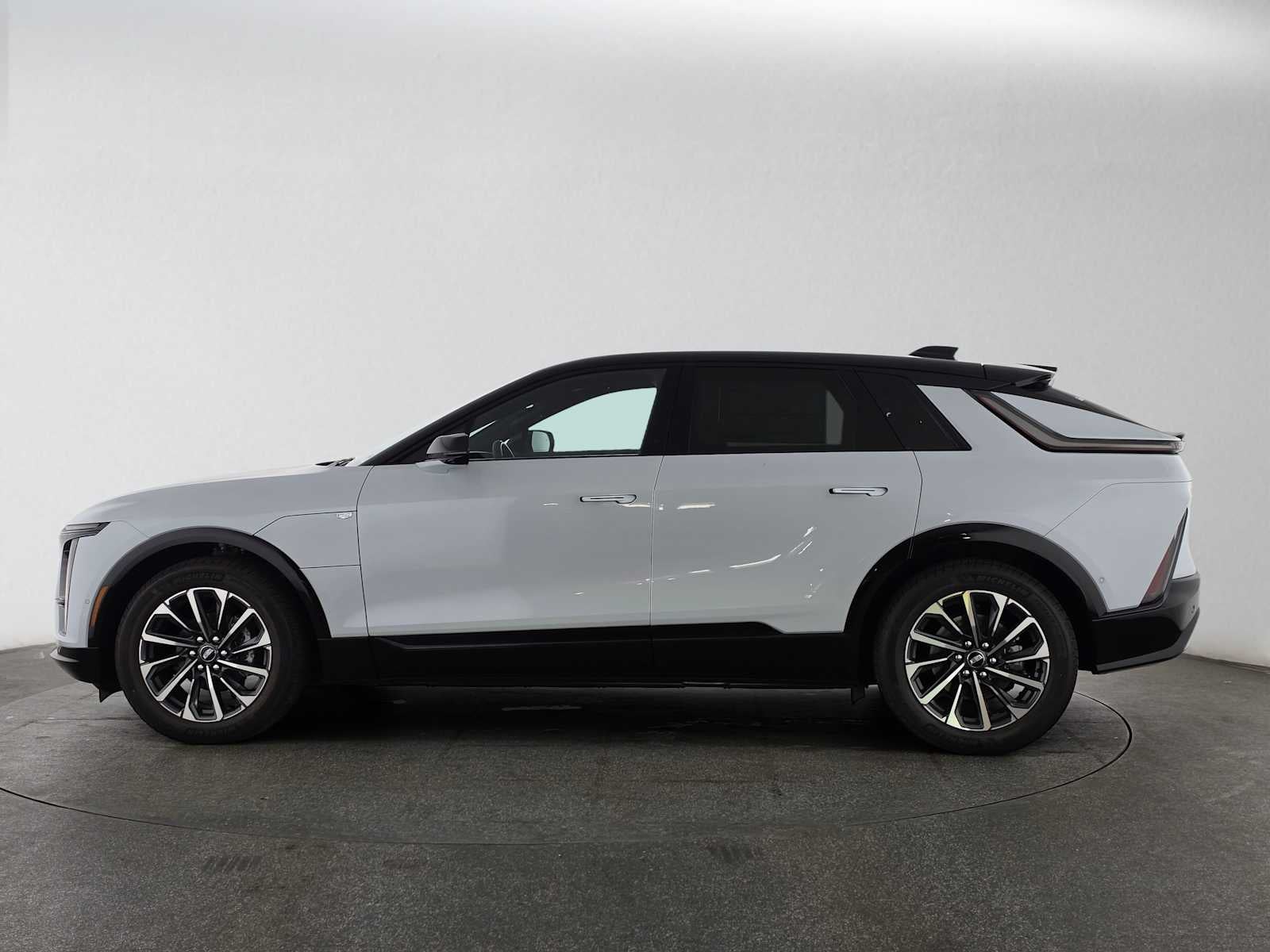 2027 Cadillac LYRIQ Sport