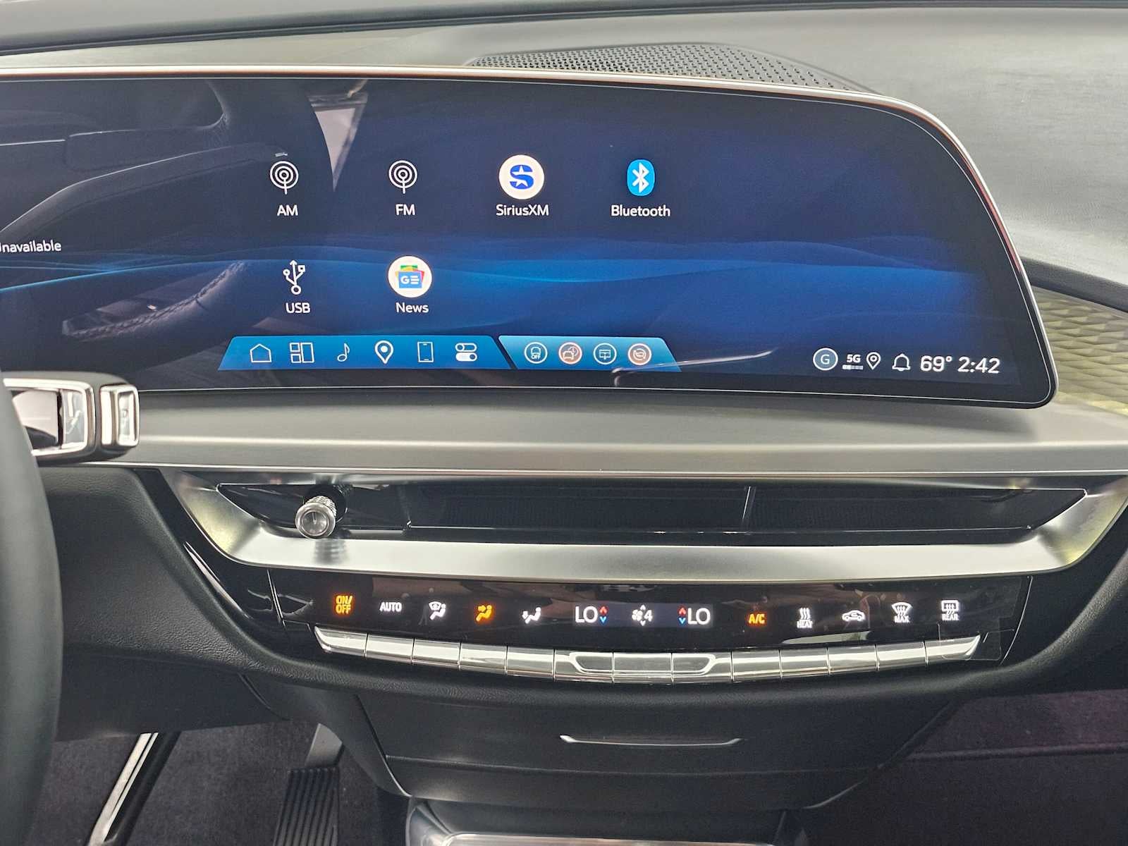 2026 Cadillac LYRIQ Sport