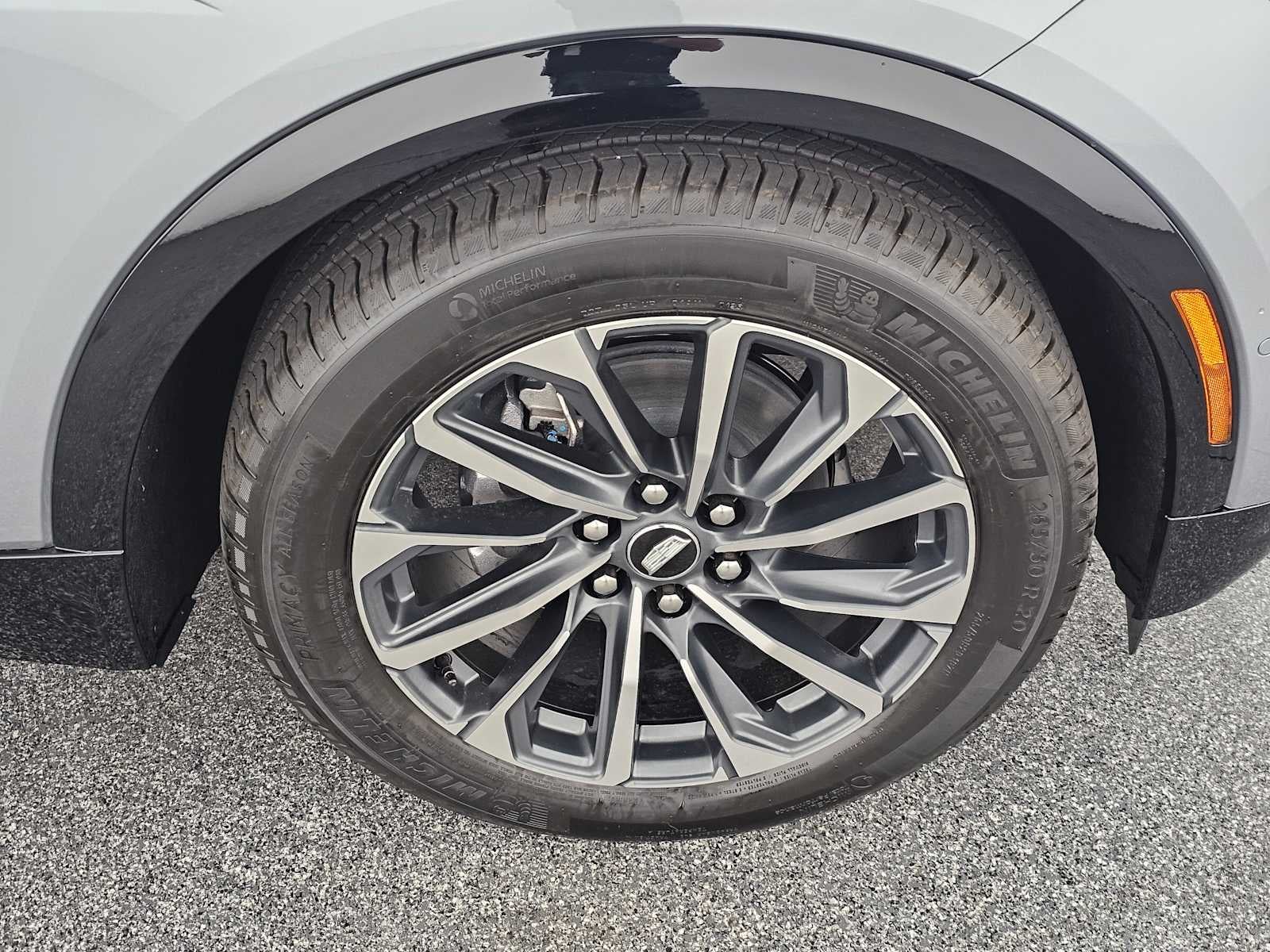 2025 Cadillac LYRIQ Sport 1