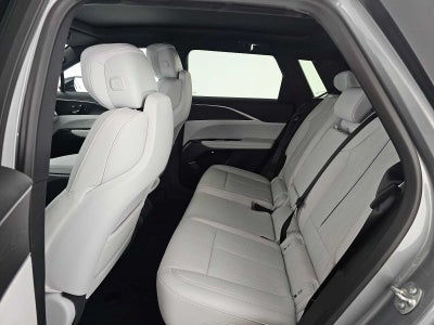 2025 Cadillac LYRIQ Sport 1