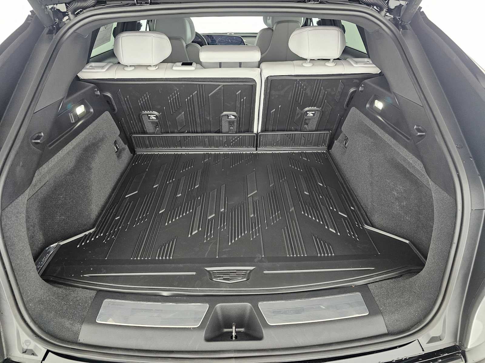 2025 Cadillac LYRIQ Sport 1