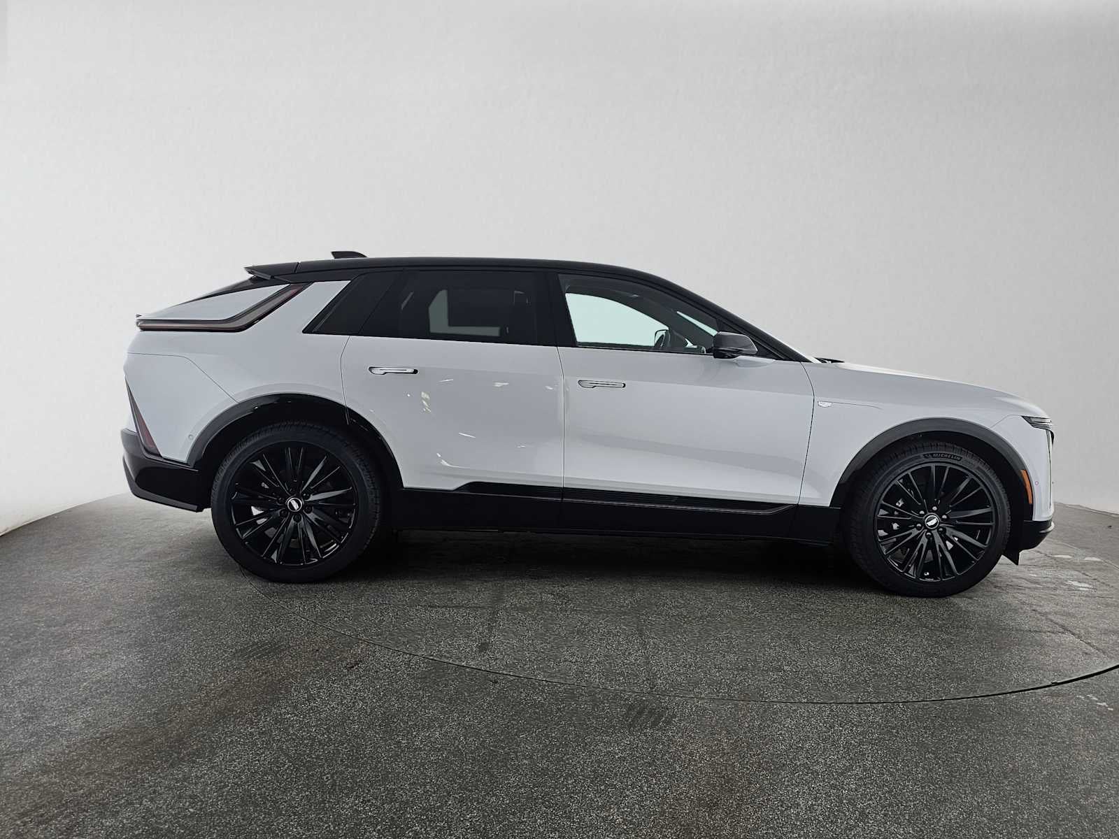 2027 Cadillac LYRIQ Sport
